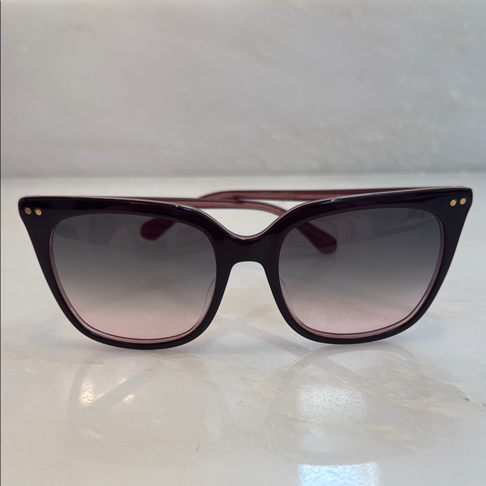 Elegant Burgundy Sunglasses